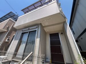 戸建て住宅の外壁塗装工事の施工前の状況写真