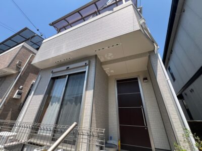 戸建て住宅の外壁塗装工事の施工前の状況写真